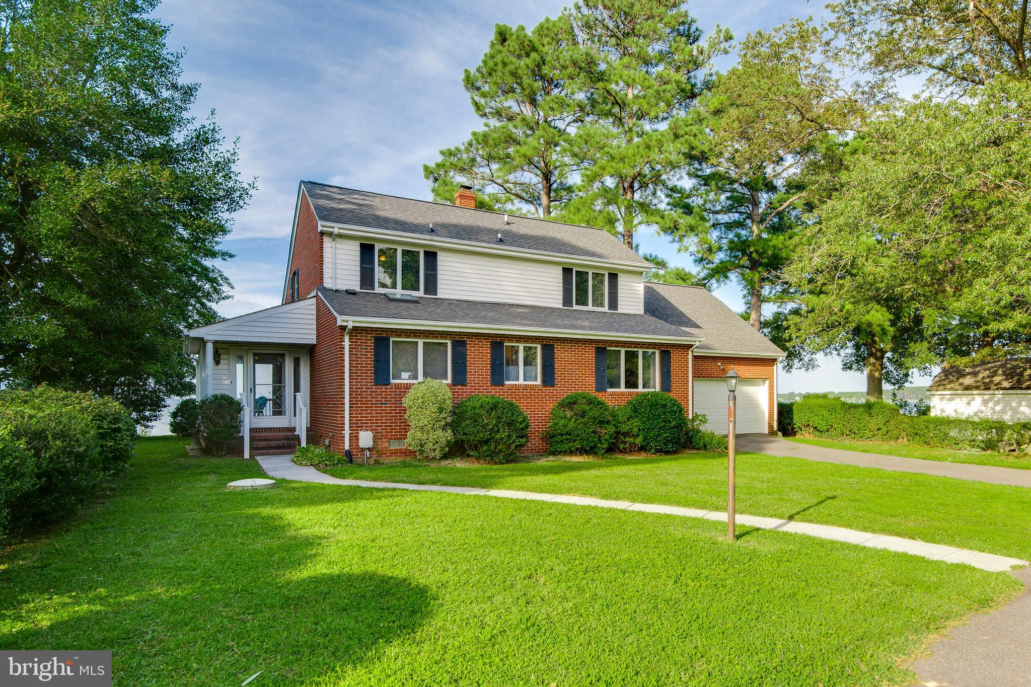 1007 North Glebe Road Montross, VA 22520 - Photo 1 of 47 Gallery Image 1
