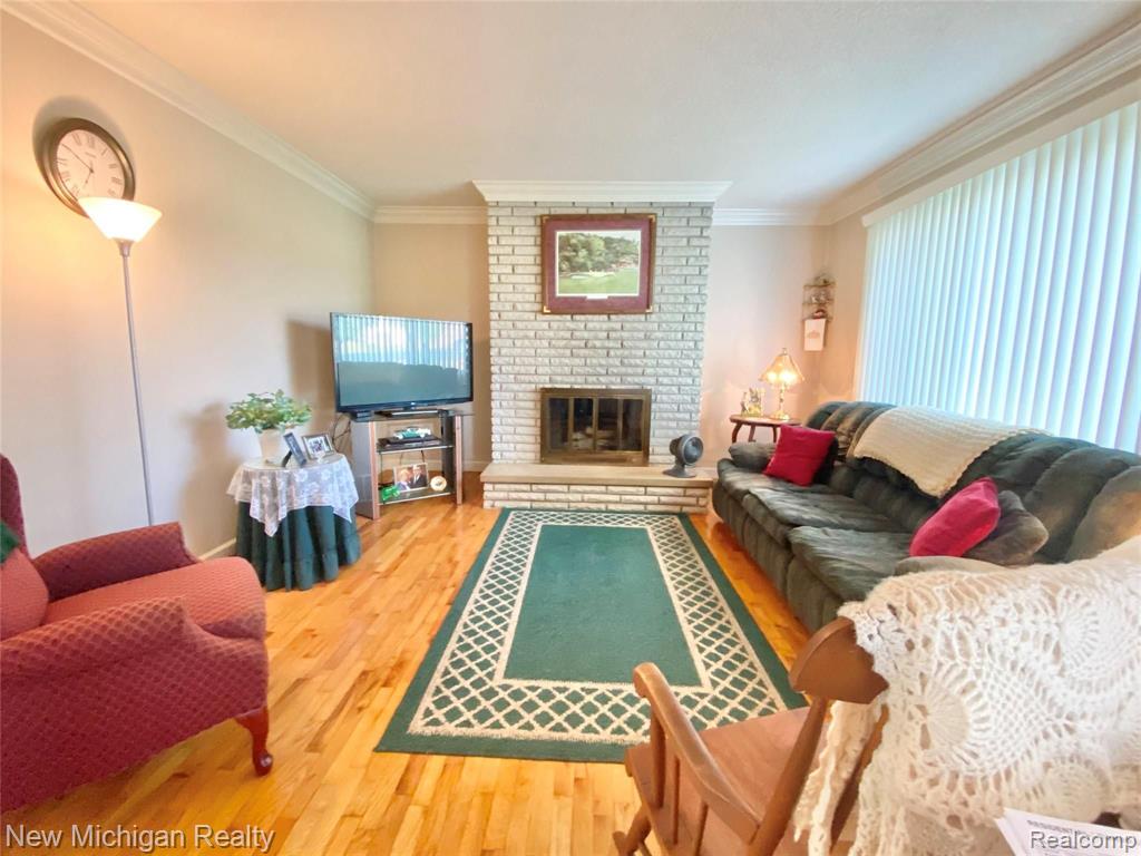 7345 North Linden Road Mount Morris, MI 48458 - Photo 4 of 28