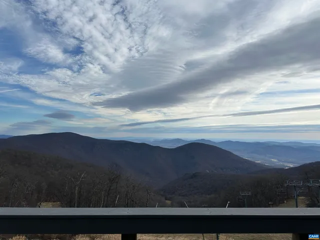 $409,000 | 1418 Highlands, Wintergreen, VA 22967