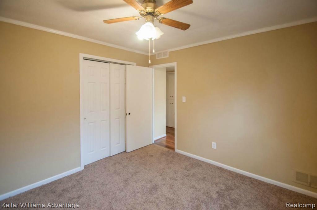 37465 Carson Street Farmington, MI 48331 - Photo 25 of 30 25_Carson St_37465.jpg