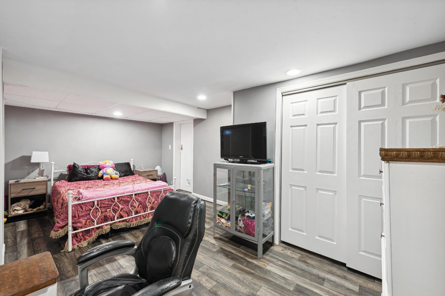 4789 Fehr Road Cincinnati, OH 45238 - Photo 21 of 29