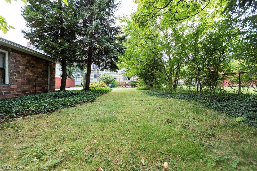 1485 Rydalmount Road Cleveland Heights, OH 44118 - Photo 32 of 35