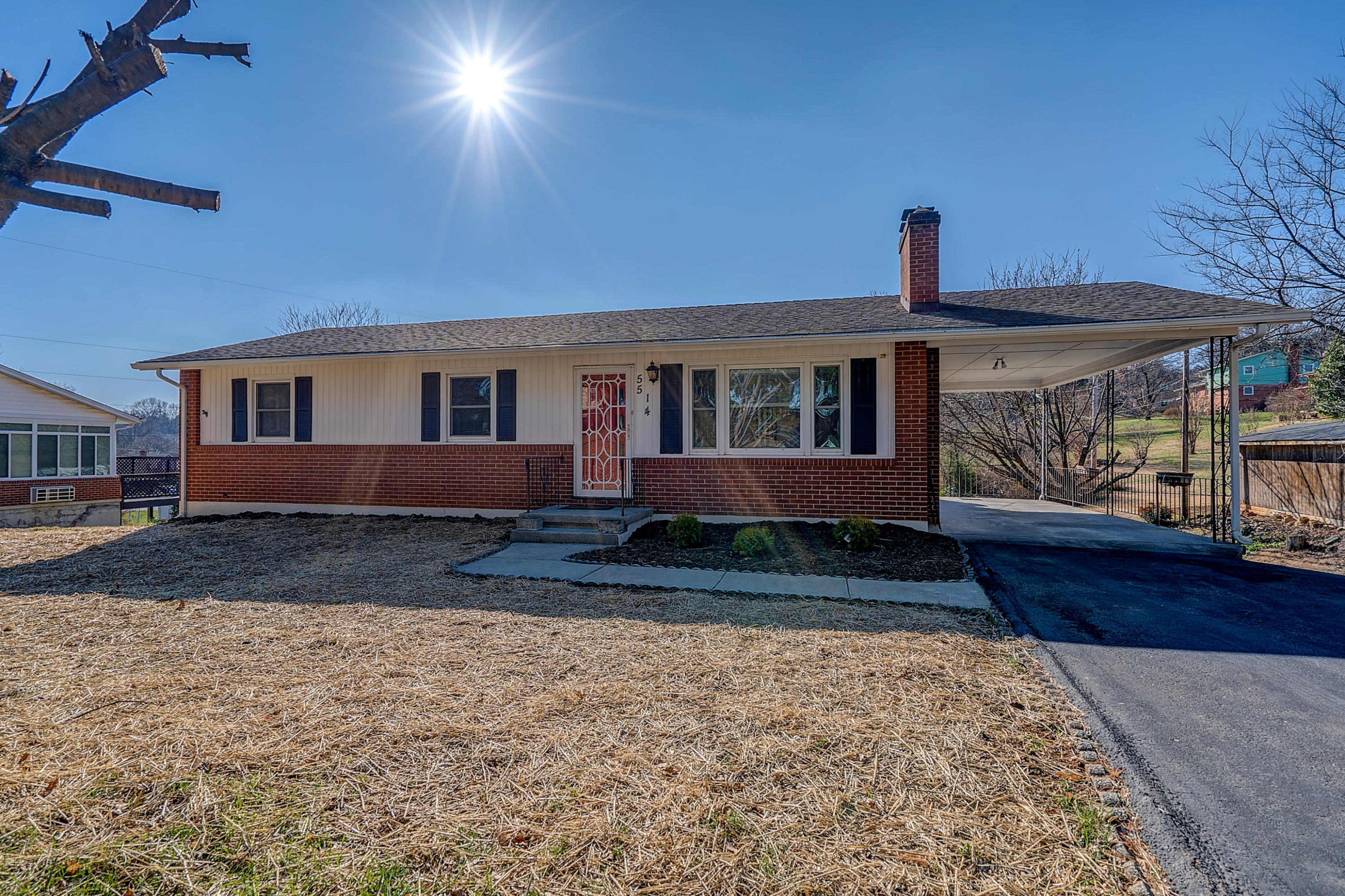 5514 Castle Rock Road Roanoke, VA 24018 - Photo 1 of 28 castle rock 2021