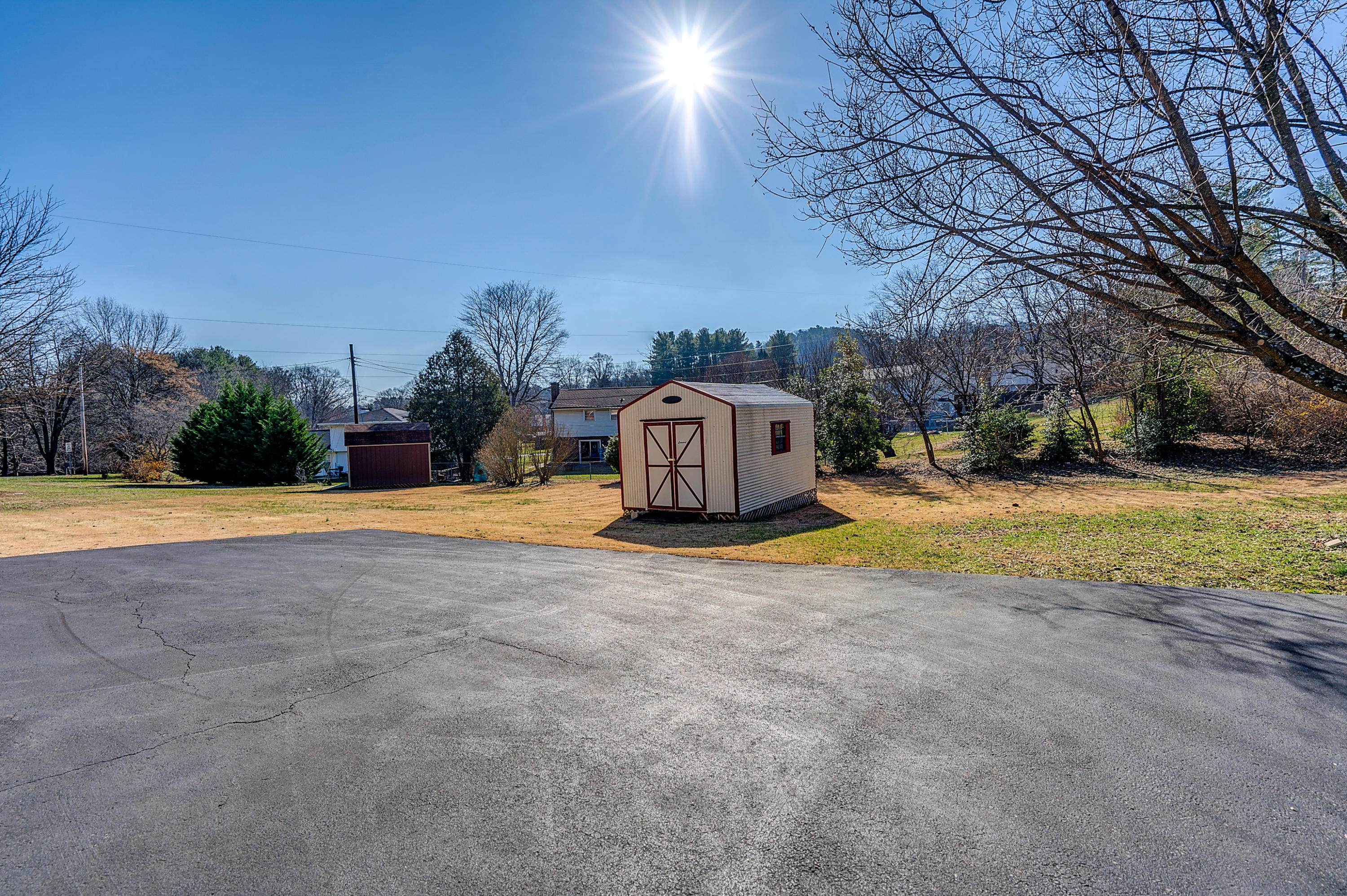 5514 Castle Rock Road Roanoke, VA 24018 - Photo 25 of 28 DSC00251_2_3_4_5