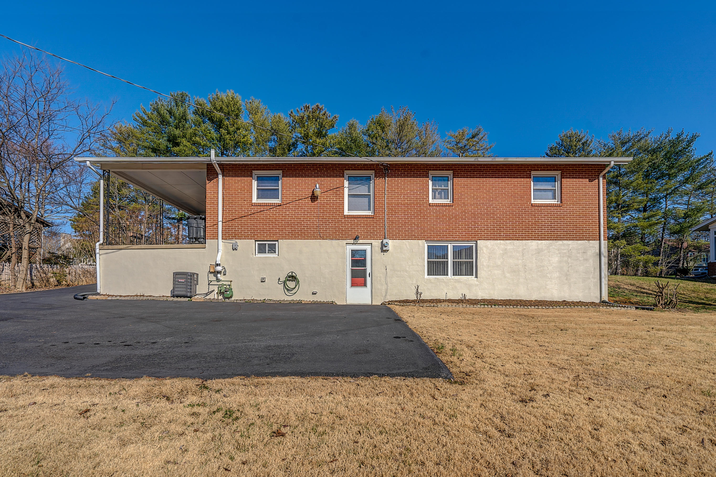 5514 Castle Rock Road Roanoke, VA 24018 - Photo 27 of 28 DSC00261_2_3_4_5
