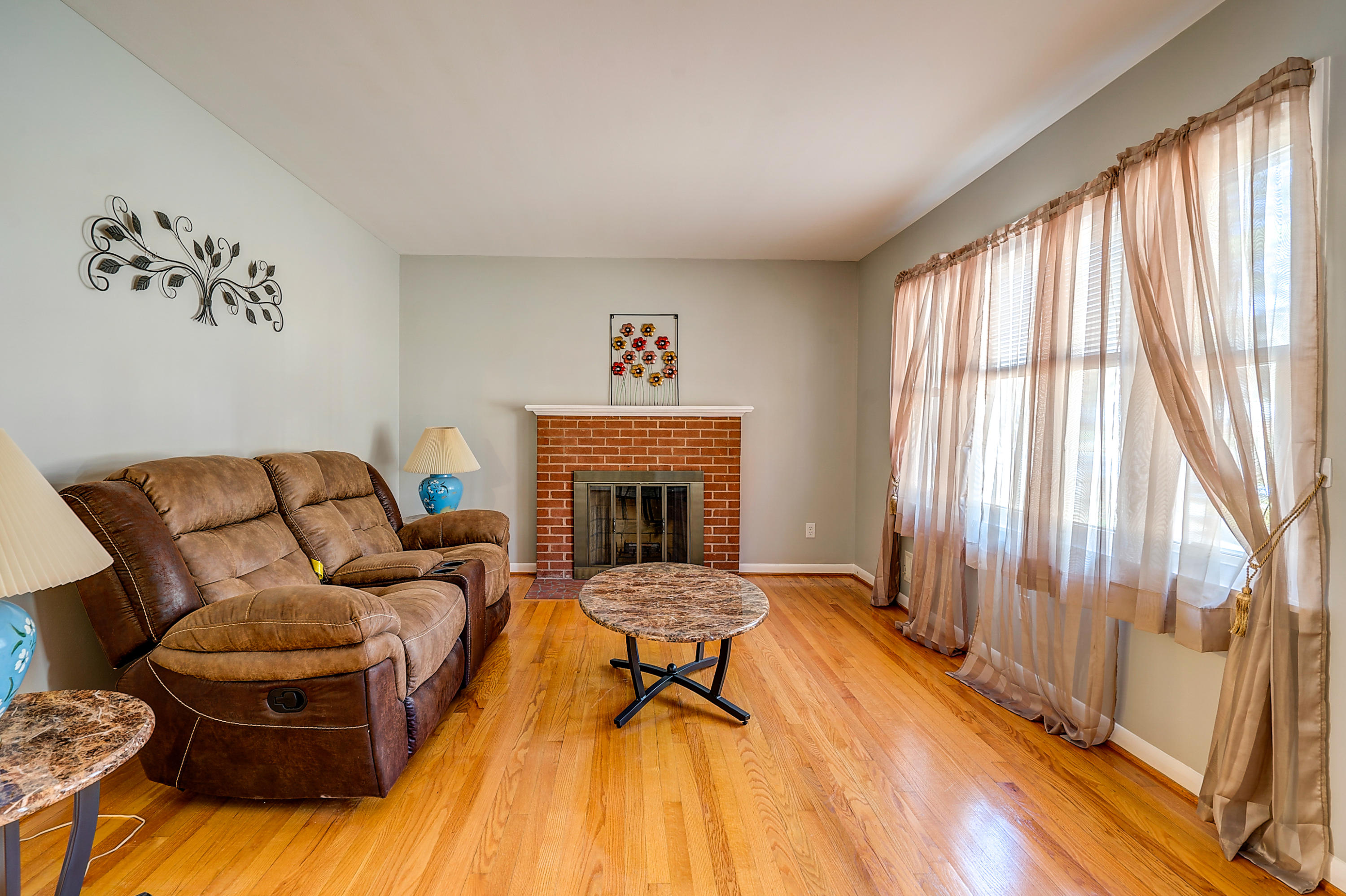 5514 Castle Rock Road Roanoke, VA 24018 - Photo 4 of 28 DSC00141_2_3_4_5
