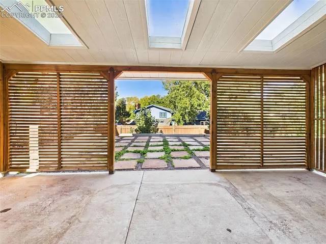 $525,000 | 5040 Escapardo Way, Colorado Springs, CO 80917