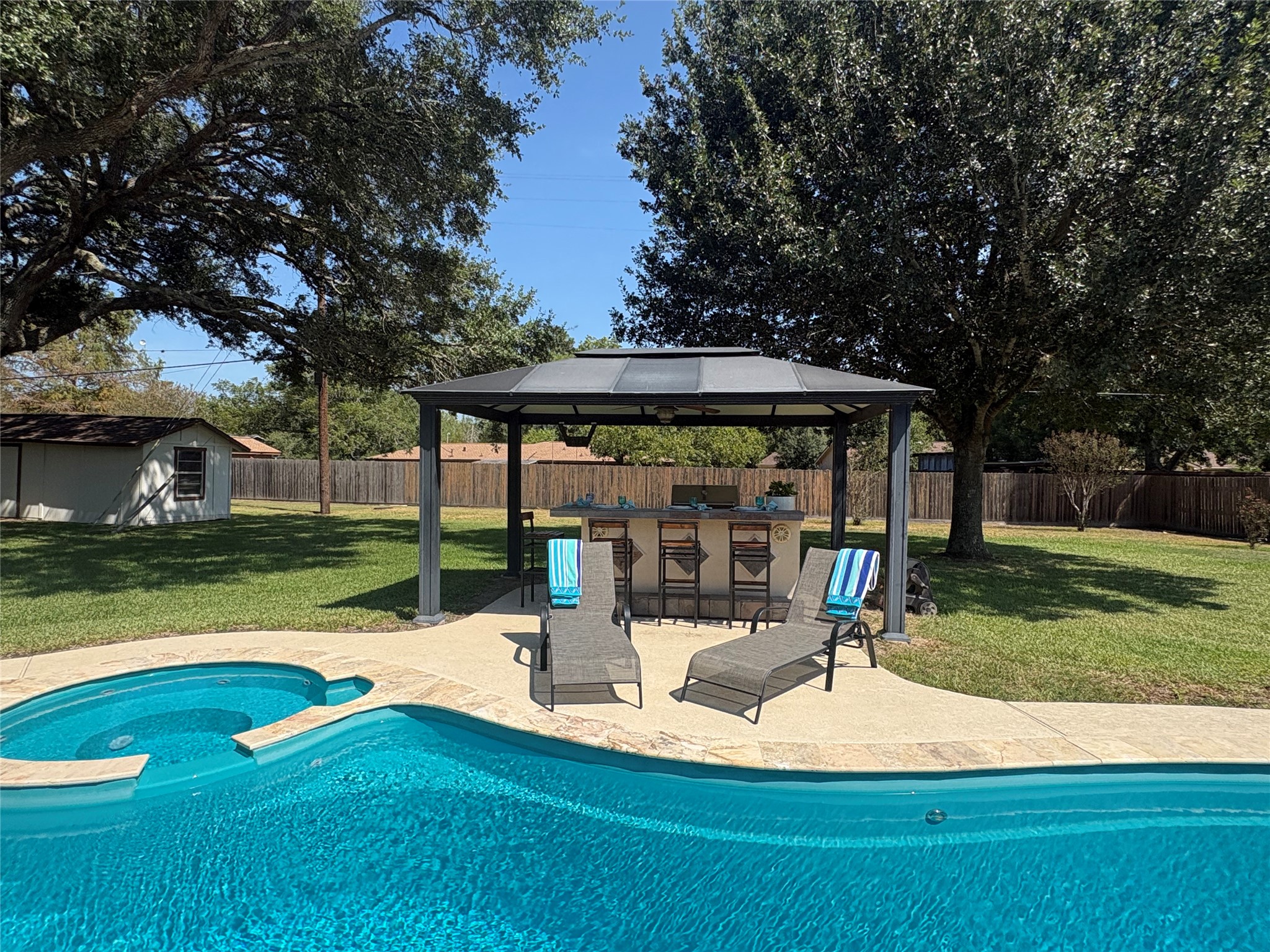 1011 Lee Road Columbus, TX 78934 - Photo 30 of 32 Gallery Image 30
