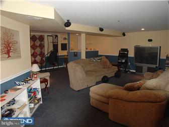 30 Avalon Road Pennington, NJ 08534 - Photo 12 of 12 Great Room