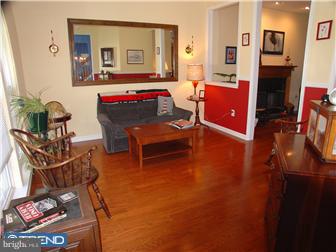 30 Avalon Road Pennington, NJ 08534 - Photo 3 of 12 Living Room