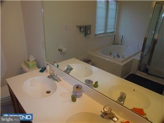 30 Avalon Road Pennington, NJ 08534 - Photo 8 of 12 Bathroom