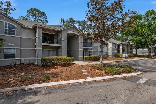 $135,000 | 3705 Southwest 27th Street, Unit 214, Gainesville, FL 32608