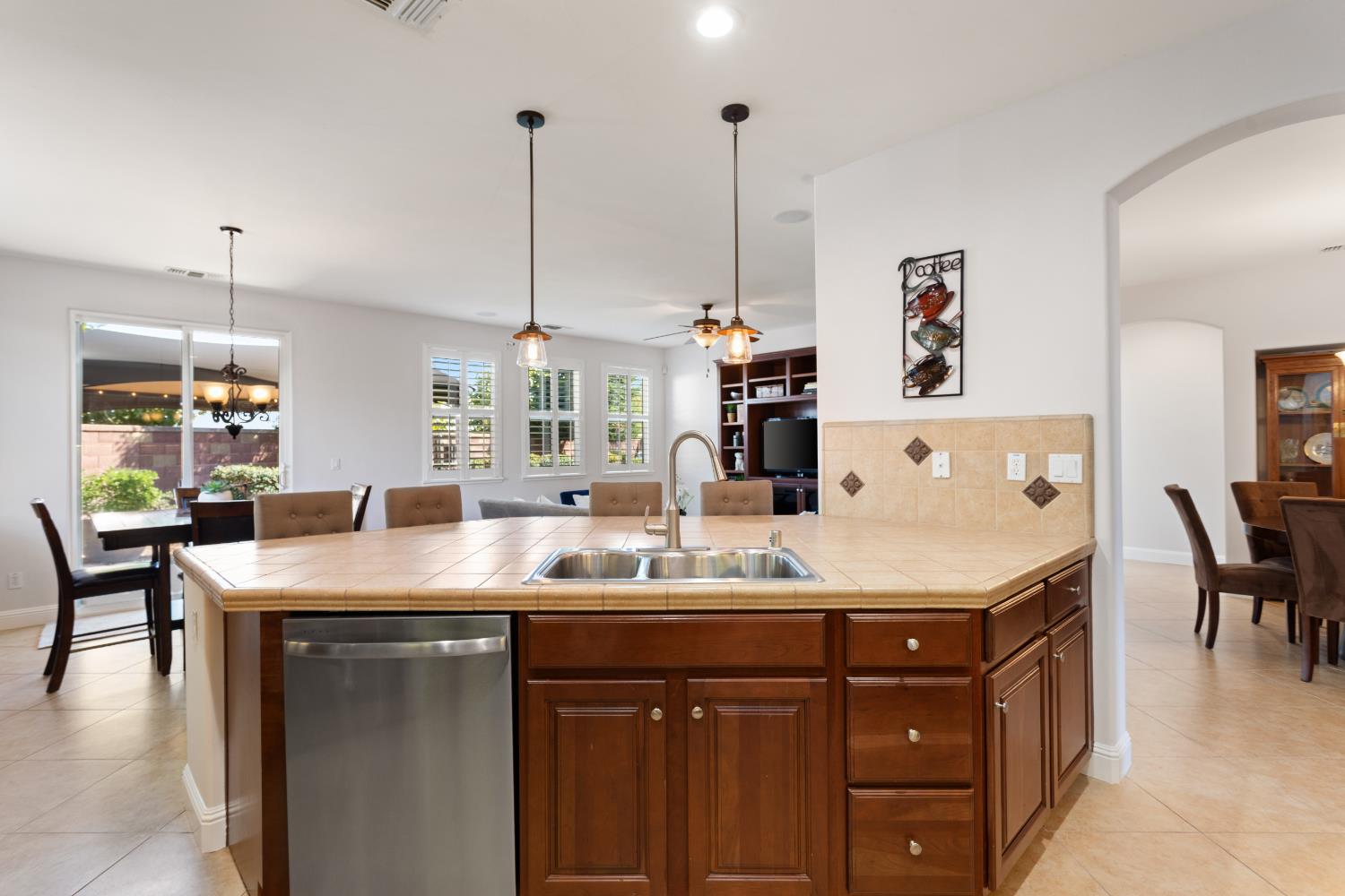 12088 Runswick Court Rancho Cordova, CA 95742 - Photo 19 of 54 Large kitchen island with dishwasher!