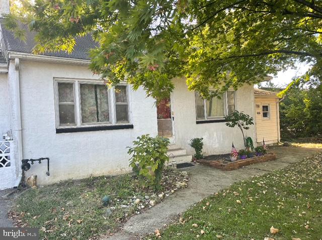 4006 Joshua Road Lafayette Hill, PA 19444 - Photo 4 of 37