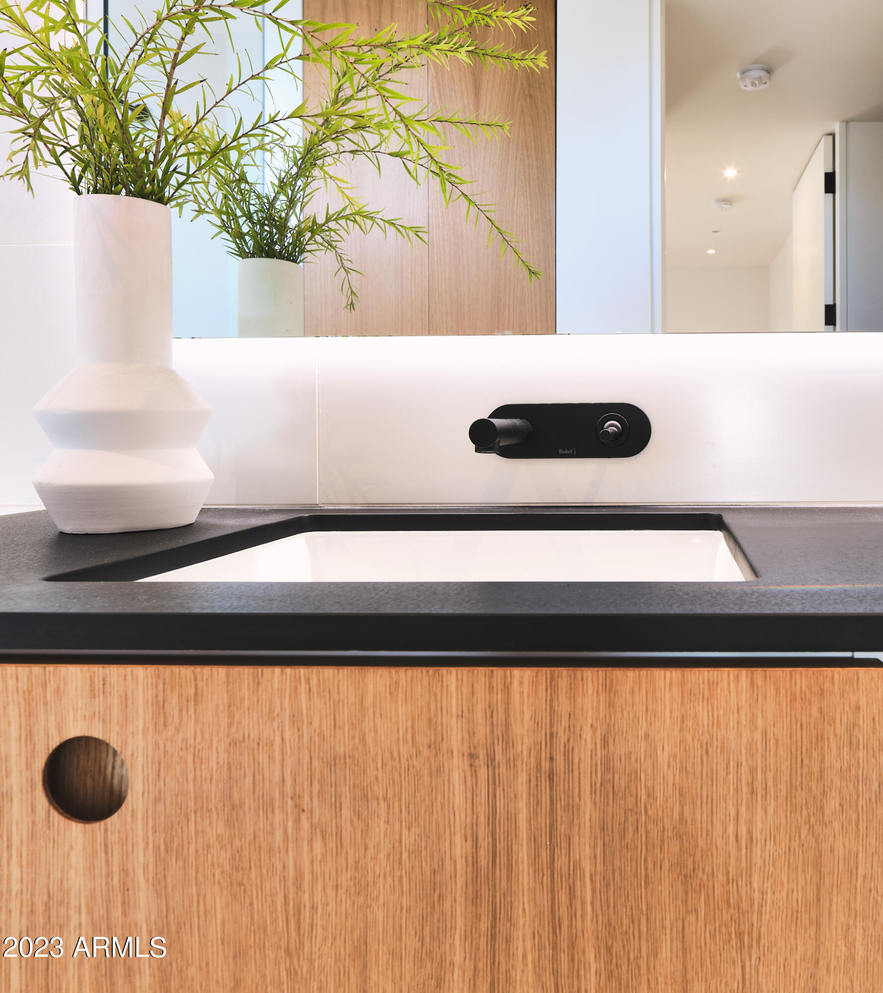 1740 East Ocotillo Road, Unit 3 Phoenix, AZ 85016 - Photo 14 of 19 Mews staged-040-web