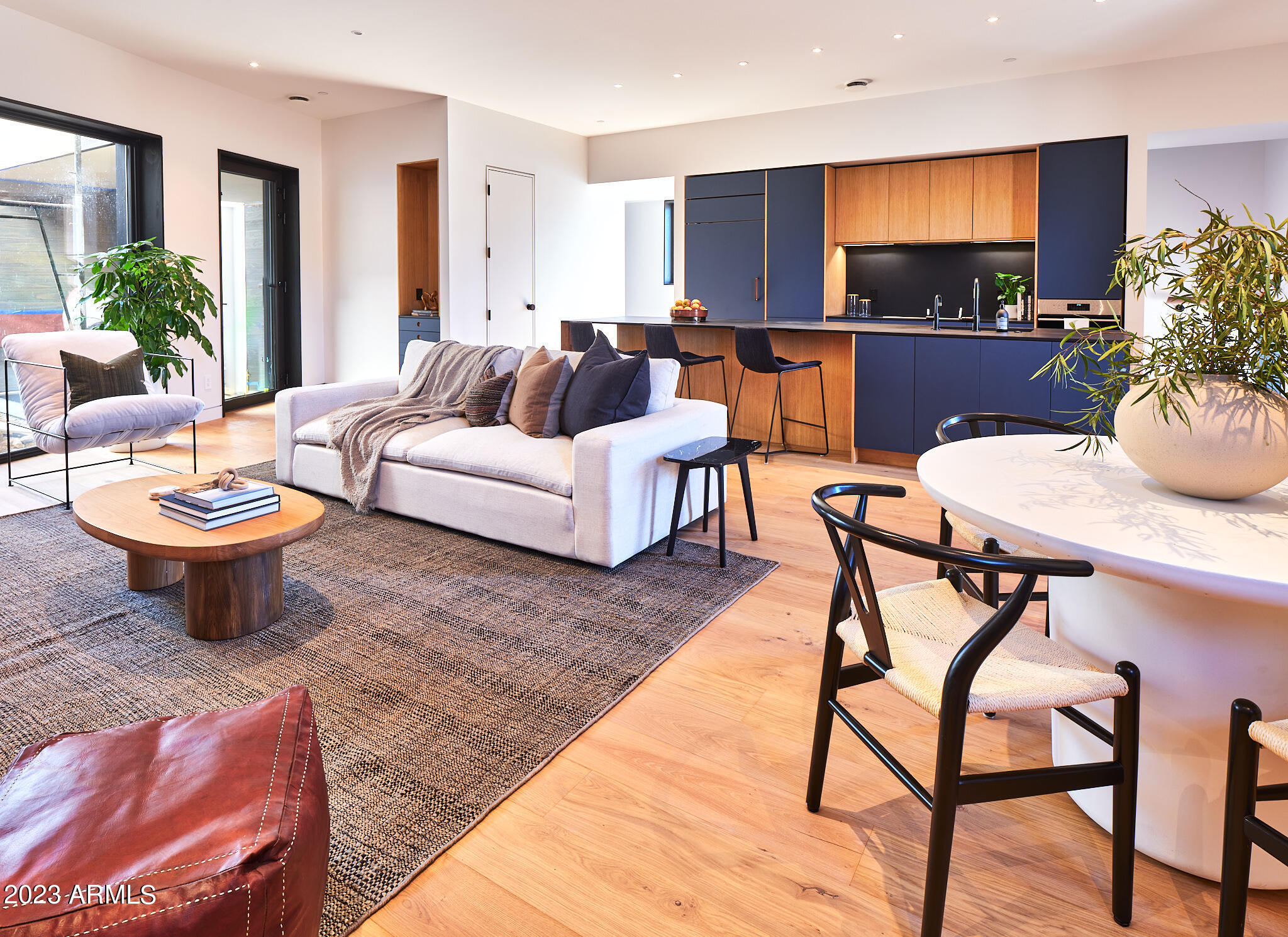 1740 East Ocotillo Road, Unit 3 Phoenix, AZ 85016 - Photo 4 of 19 Mews staged-135-web