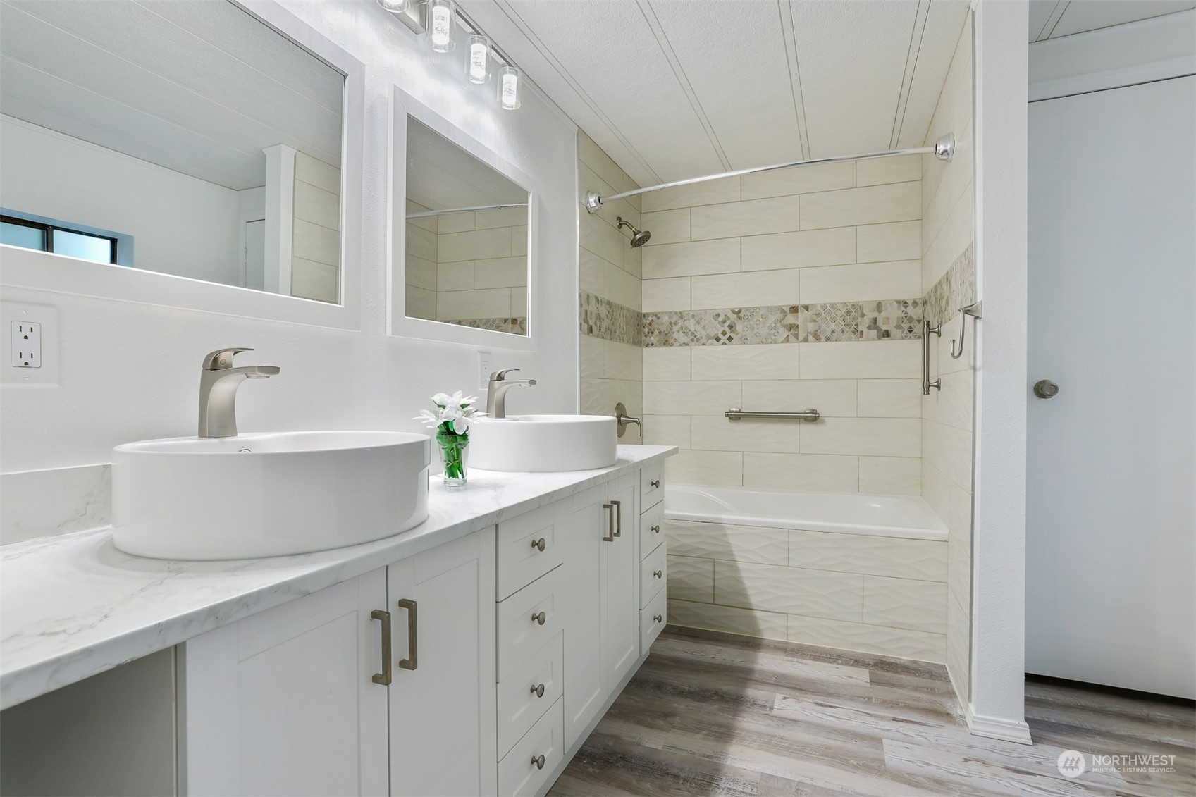23705 7th Place West Bothell, WA 98021 - Photo 14 of 40