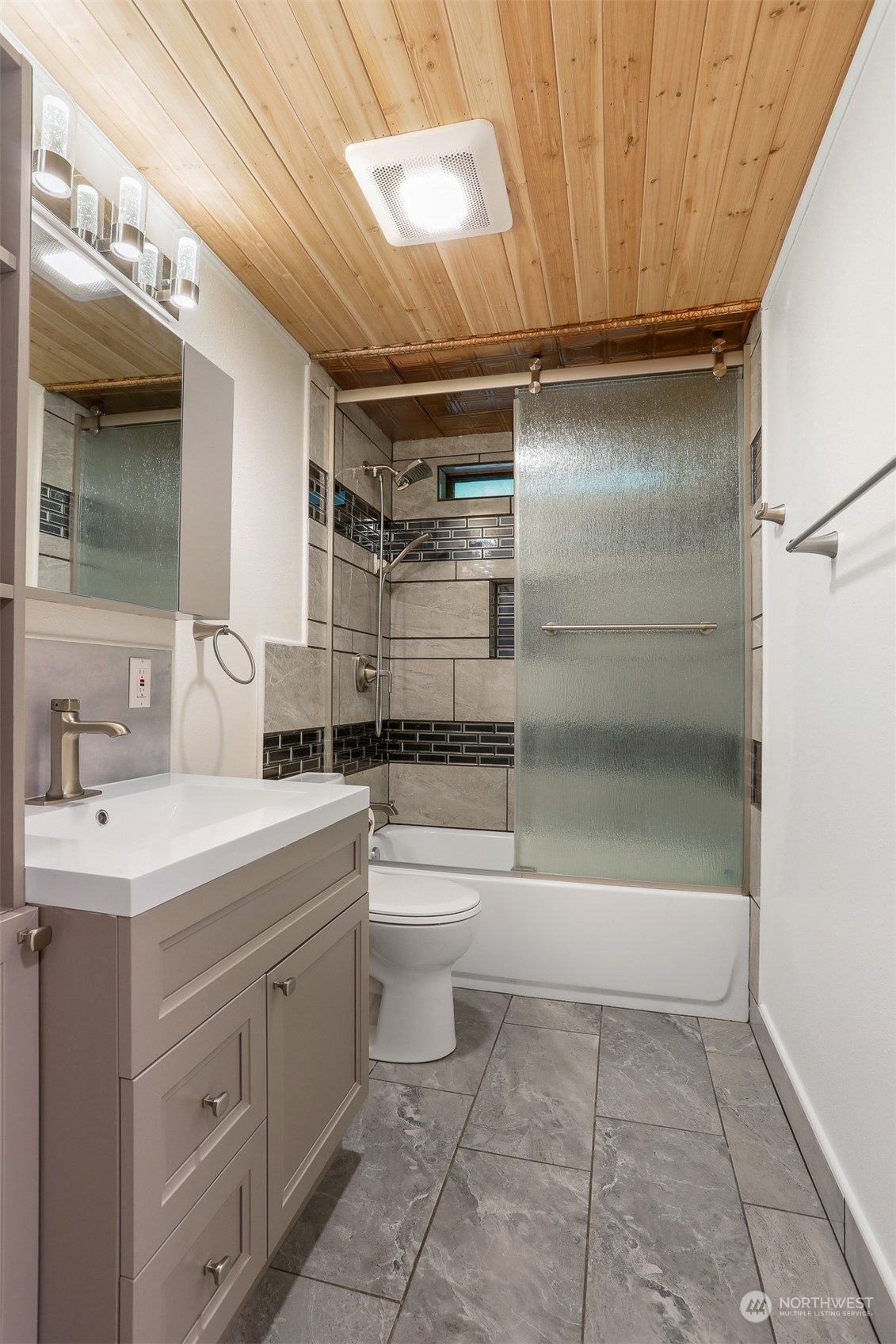 23705 7th Place West Bothell, WA 98021 - Photo 19 of 40
