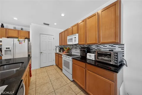 $359,900 | 3408 Southwest 27th Avenue, Cape Coral, FL 33914
