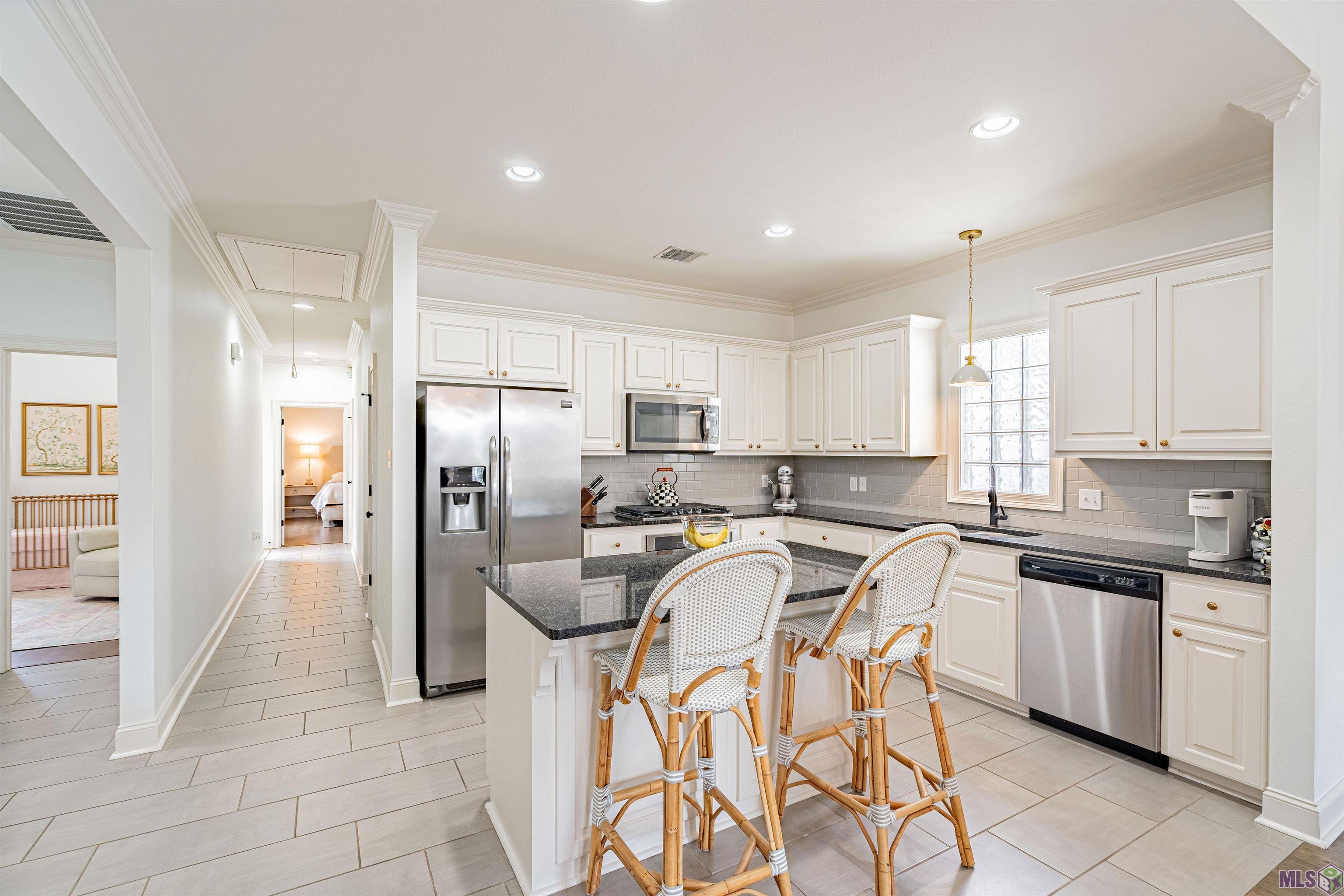 14084 Wetherly Drive Baton Rouge, LA 70810 - Photo 10 of 31