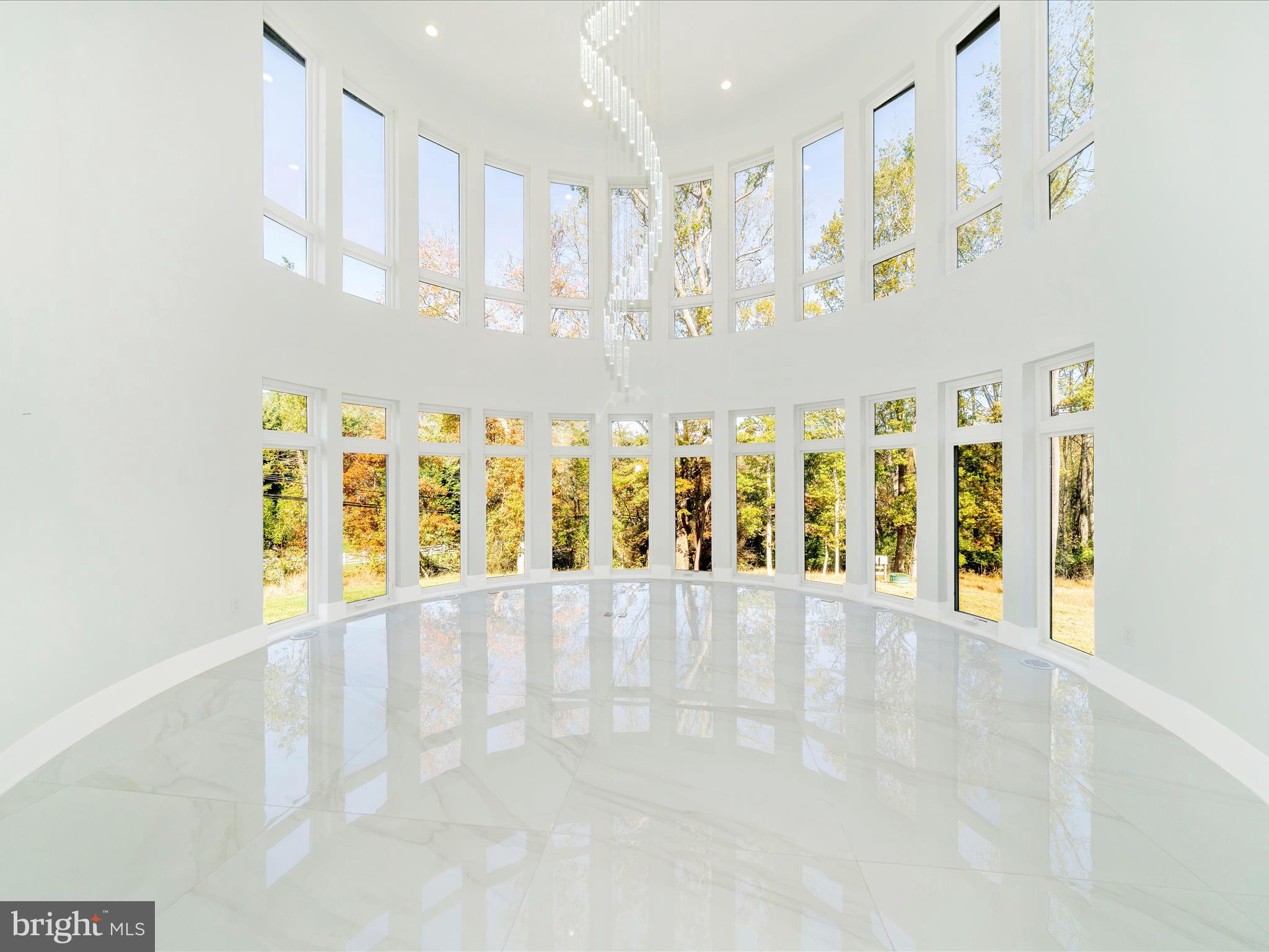 2209 Hunter Mill Road Vienna, VA 22181 - Photo 32 of 102 Sun Room