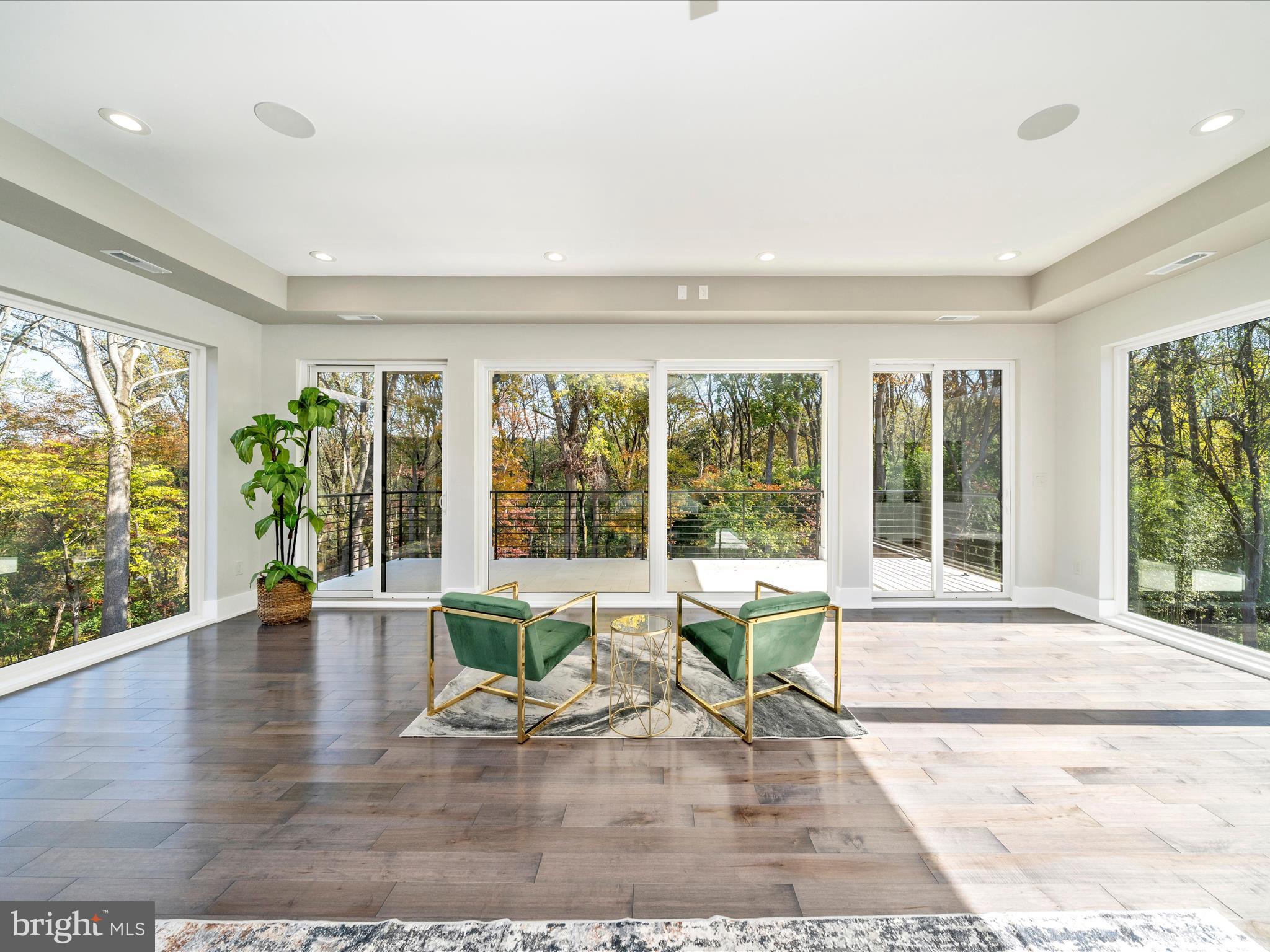 2209 Hunter Mill Road Vienna, VA 22181 - Photo 44 of 102 Primary Bedroom