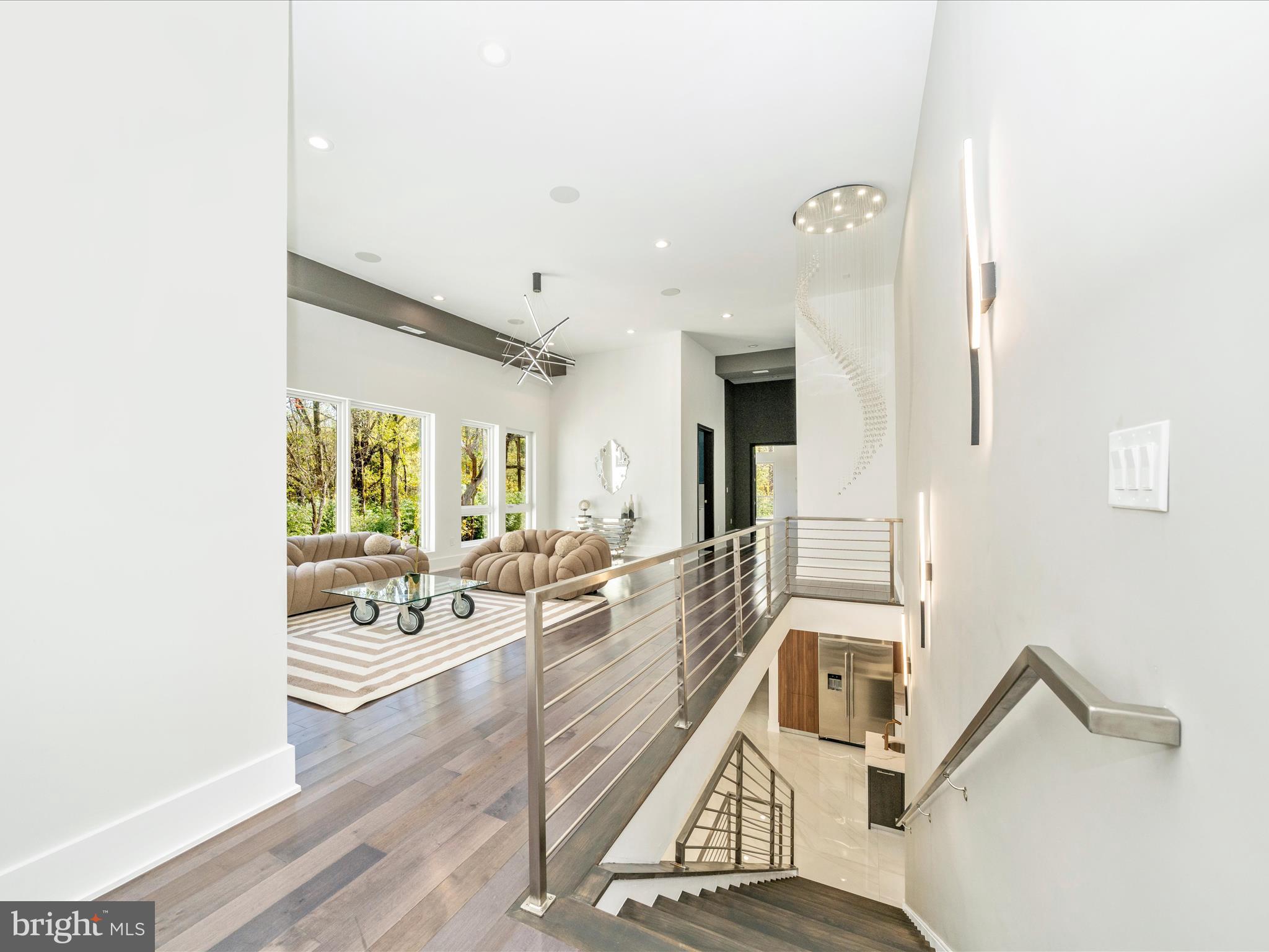 2209 Hunter Mill Road Vienna, VA 22181 - Photo 70 of 102 a living room with furniture