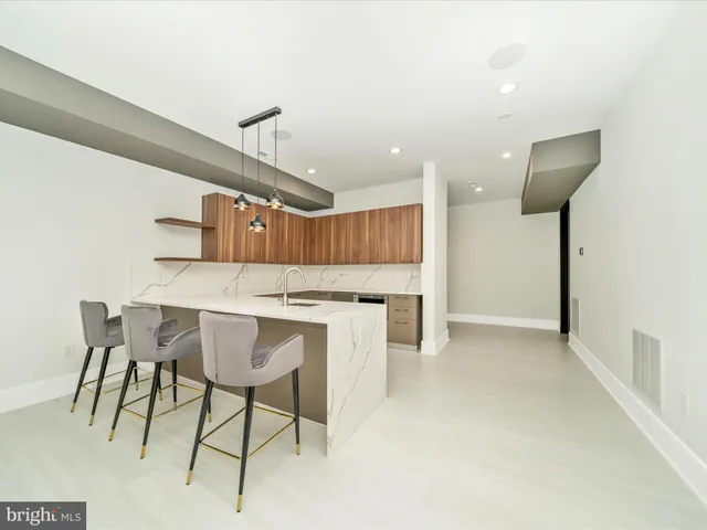 $4,200,000 | 2209 Hunter Mill Road, Vienna, VA 22181