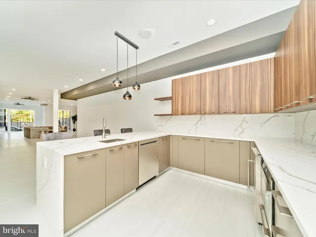 $4,200,000 | 2209 Hunter Mill Road, Vienna, VA 22181