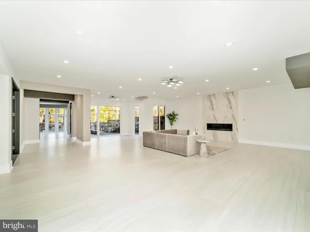 $4,200,000 | 2209 Hunter Mill Road, Vienna, VA 22181