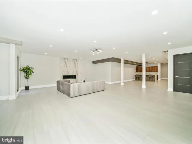 $4,200,000 | 2209 Hunter Mill Road, Vienna, VA 22181