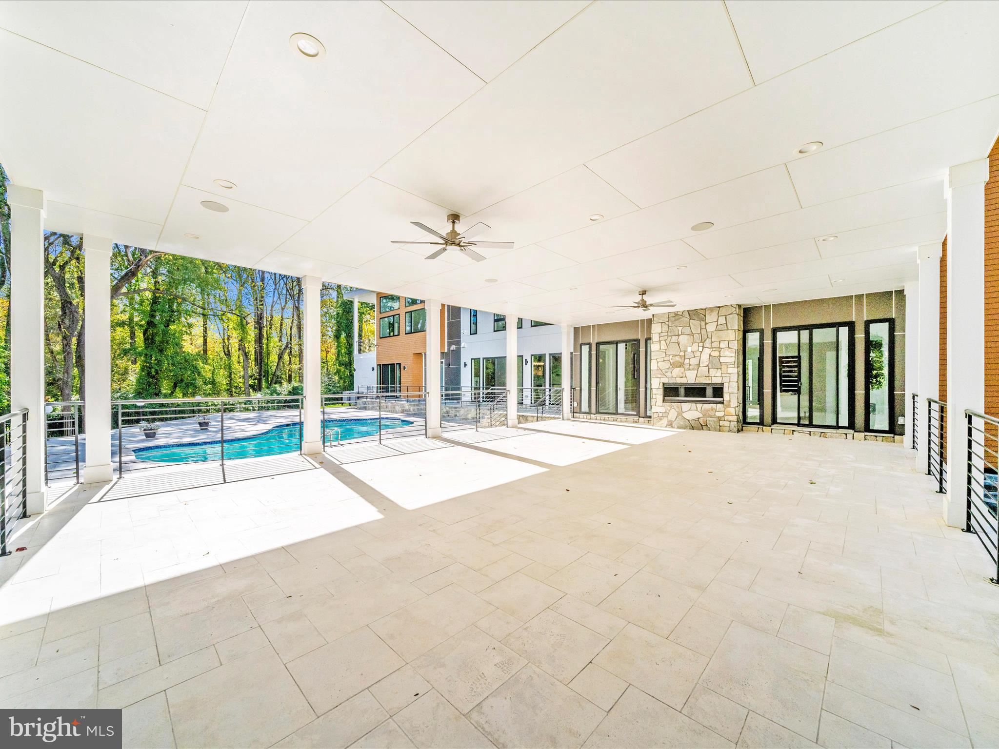 2209 Hunter Mill Road Vienna, VA 22181 - Photo 87 of 102 Deck