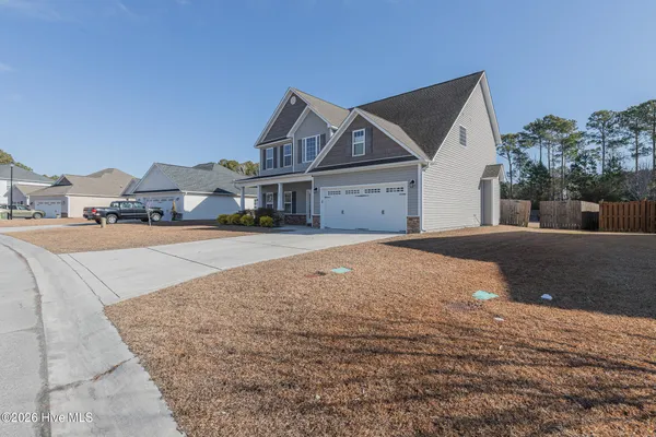 $415,000 | 107 Regatta Way, Sneads Ferry, NC 28460