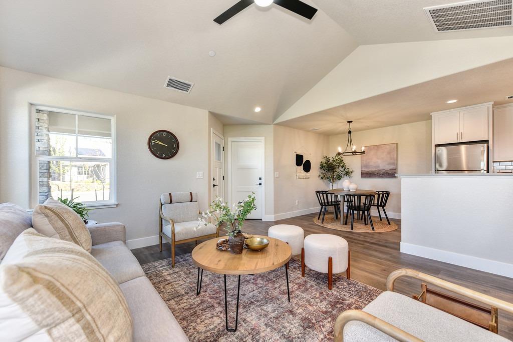 2660 Commons Place Auburn, CA 95603 - Photo 14 of 55 a living room with furniture and a large window