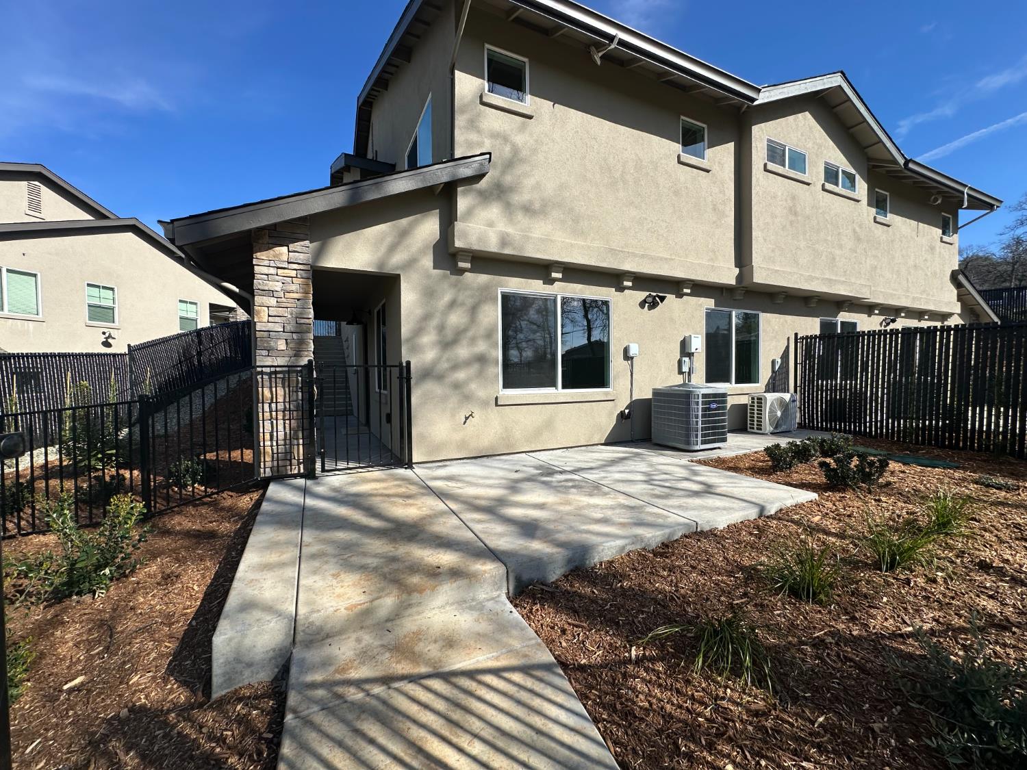 2660 Commons Place Auburn, CA 95603 - Photo 5 of 55 a view of a house with backyard and sitting area