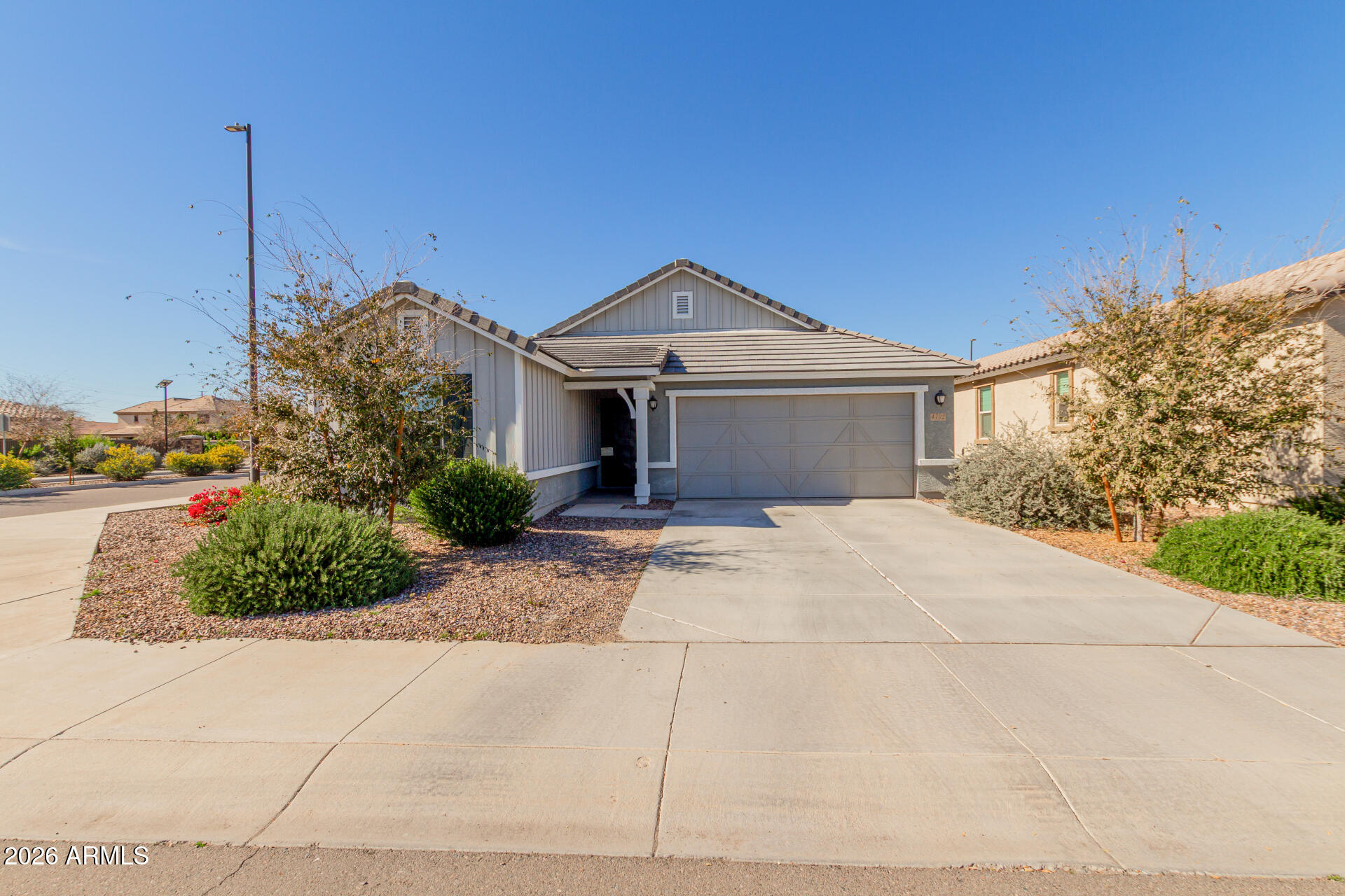 4702 South Riata Street Gilbert, AZ 85297 - Photo 2 of 31 01 Riata