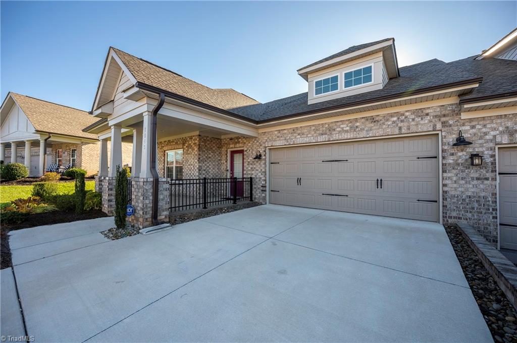 2049 Welden Ridge Road Kernersville, NC 27284 - Photo 4 of 48 Gallery Image 4