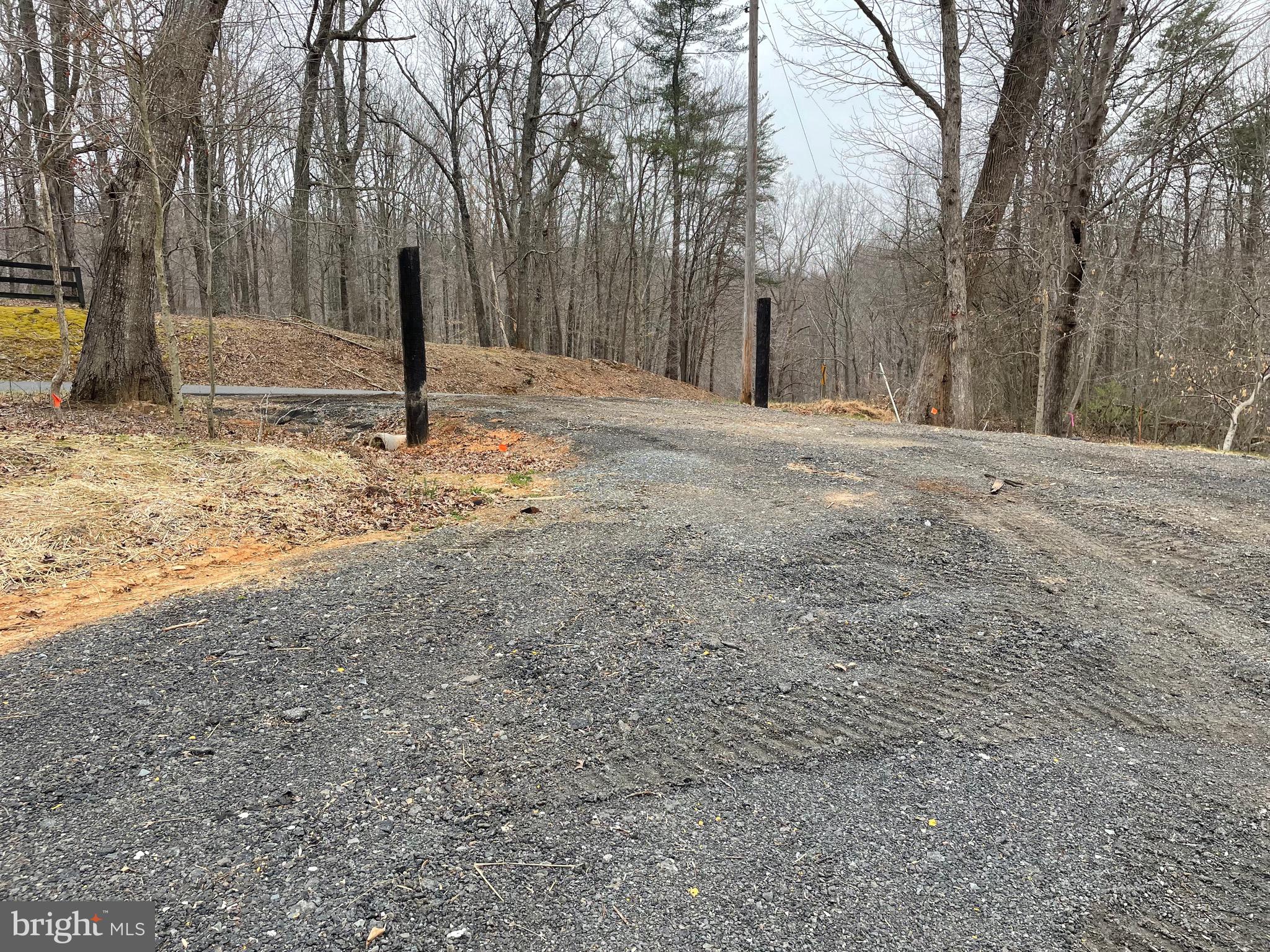 14-a Round Hill Road Boston, VA 22713 - Photo 3 of 14