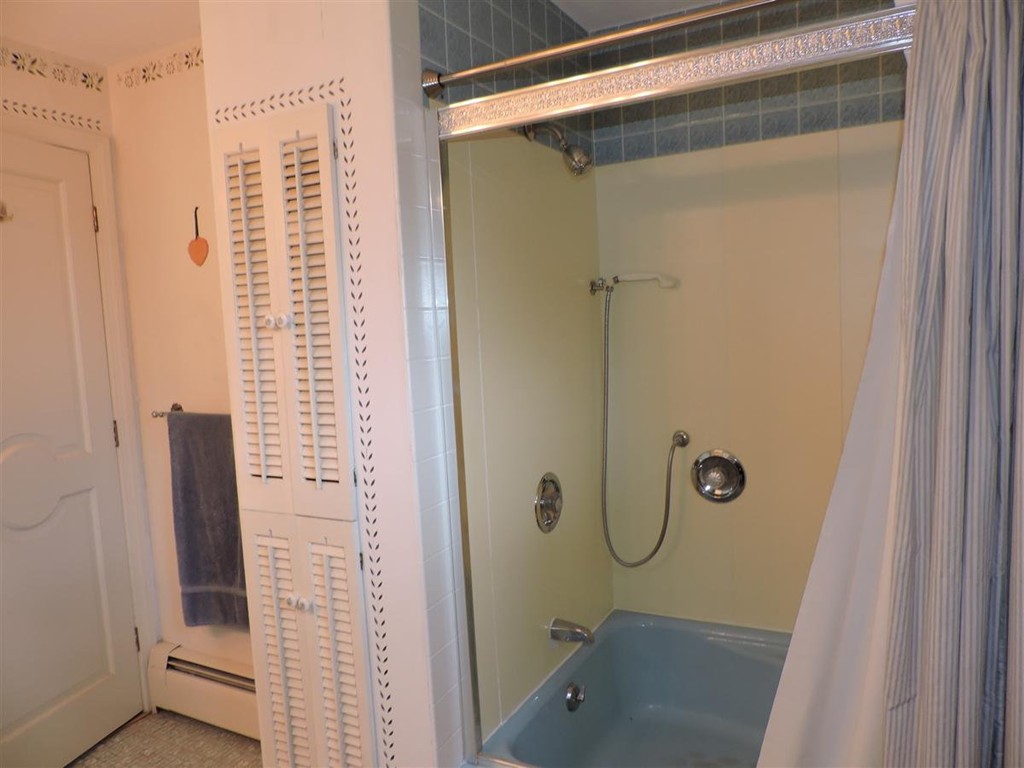 46 Point Pleasant Road Webster, MA 01570 - Photo 22 of 30 a bathroom with a shower