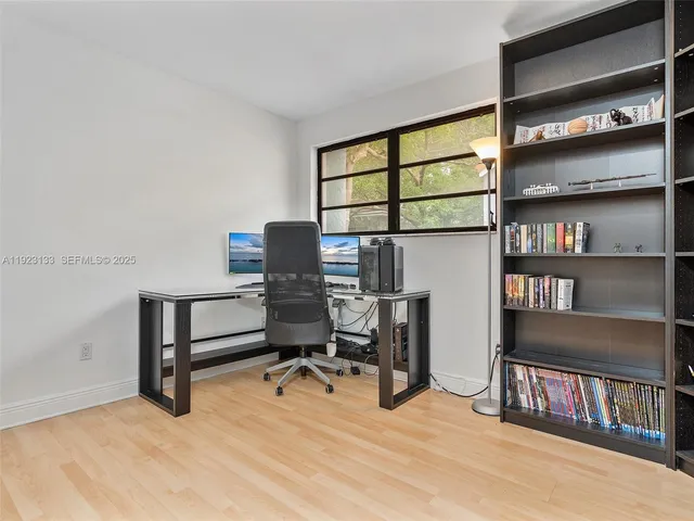 $3,000 | 515 Northeast 38th Street, Unit 10, Miami, FL 33137