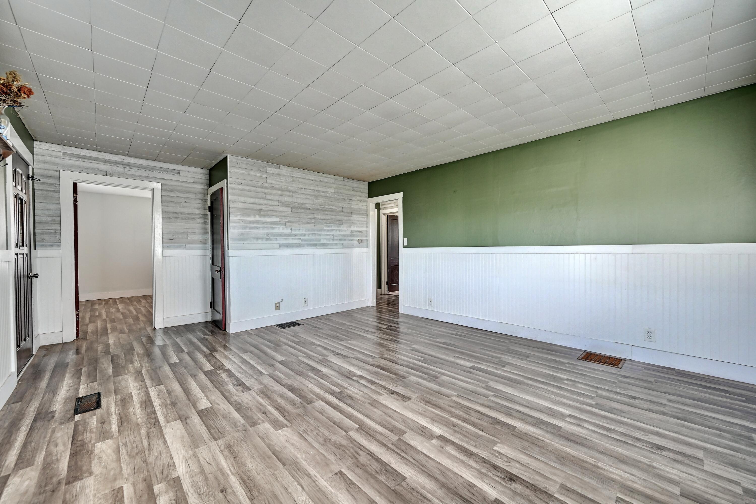 861 Gilbert Ridge Road Alexandria, KY 41001 - Photo 6 of 29 Family room to bed 2