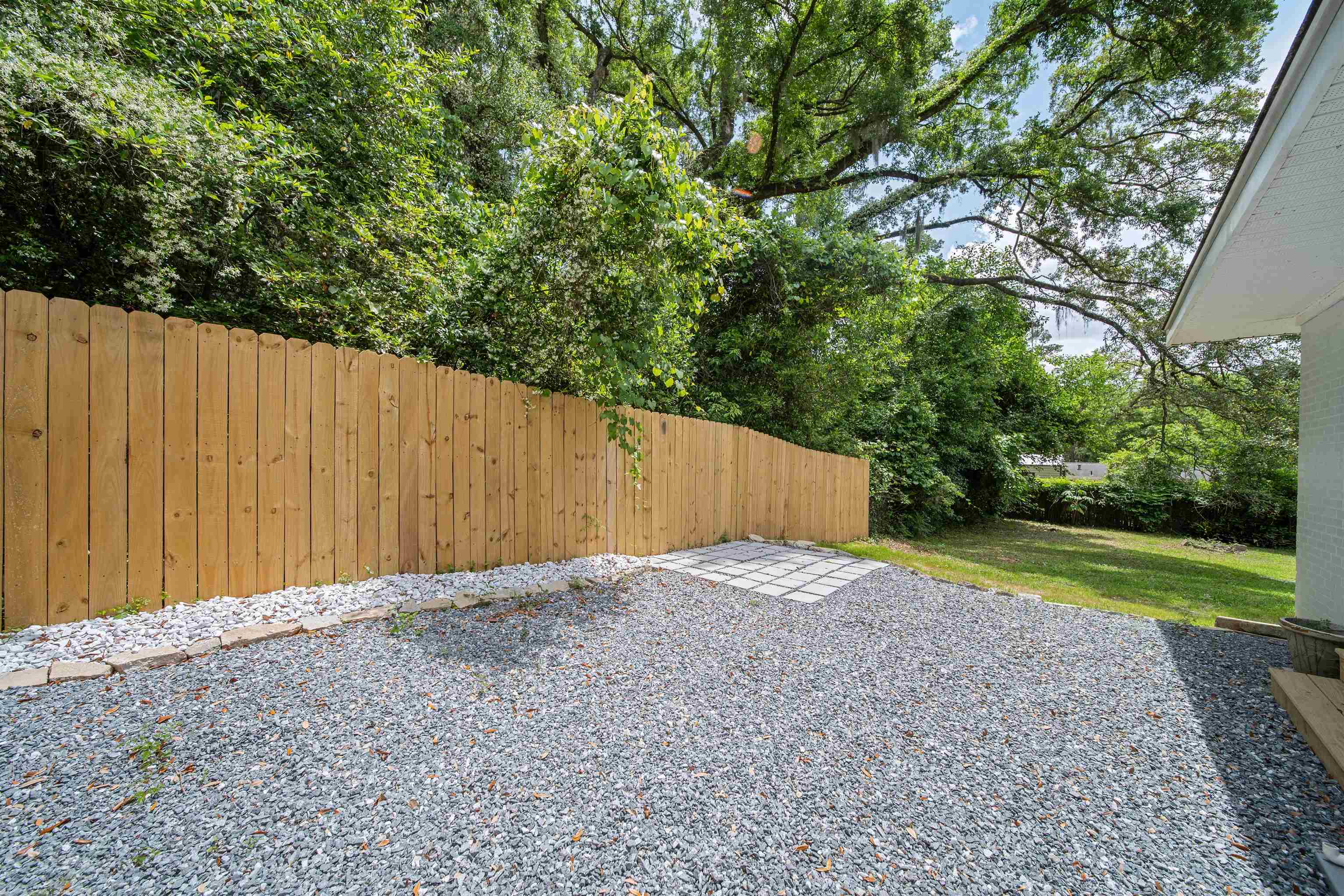 1733 Sharon Road Tallahassee, FL 32303 - Photo 2 of 42