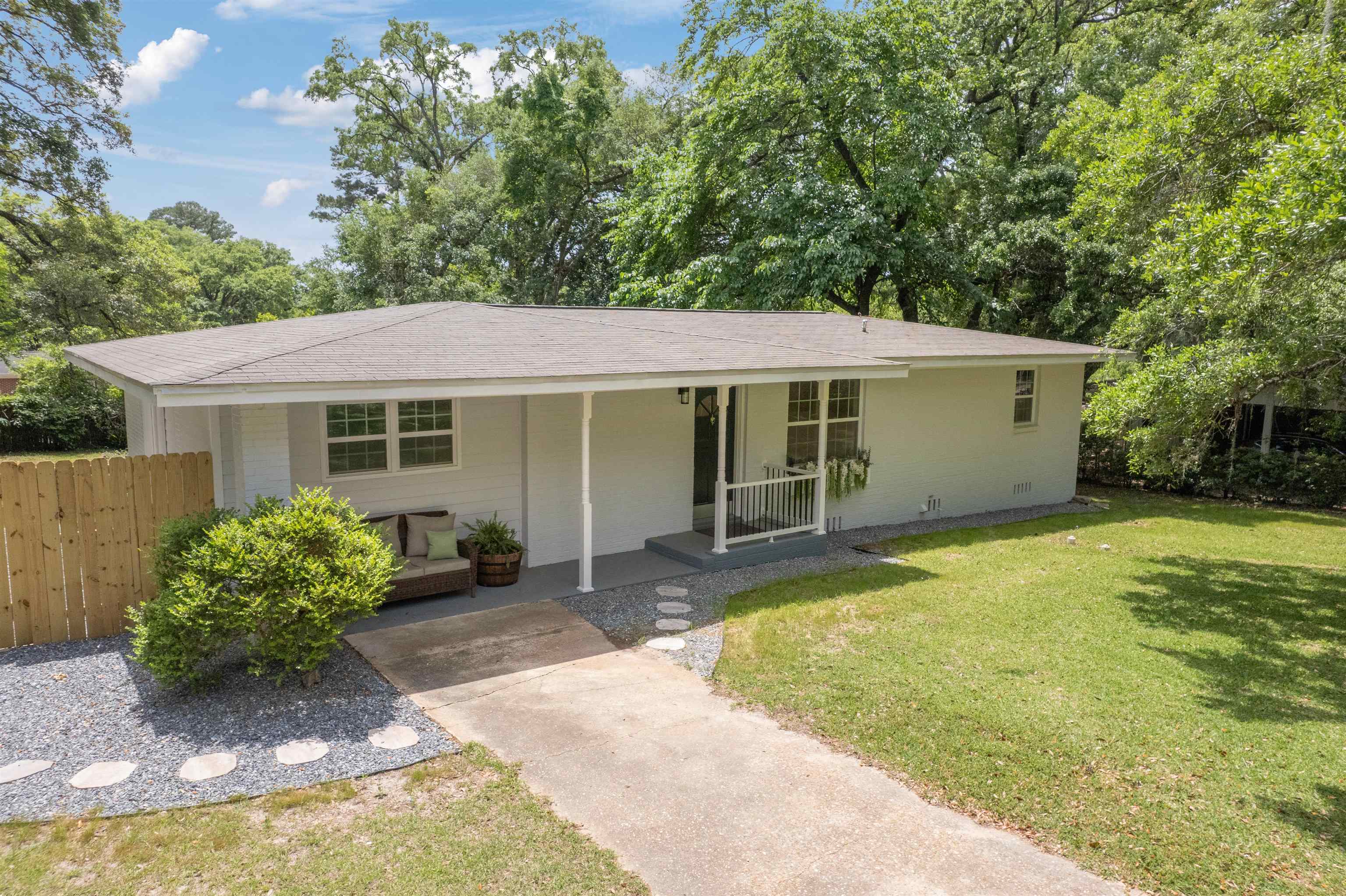 1733 Sharon Road Tallahassee, FL 32303 - Photo 36 of 42