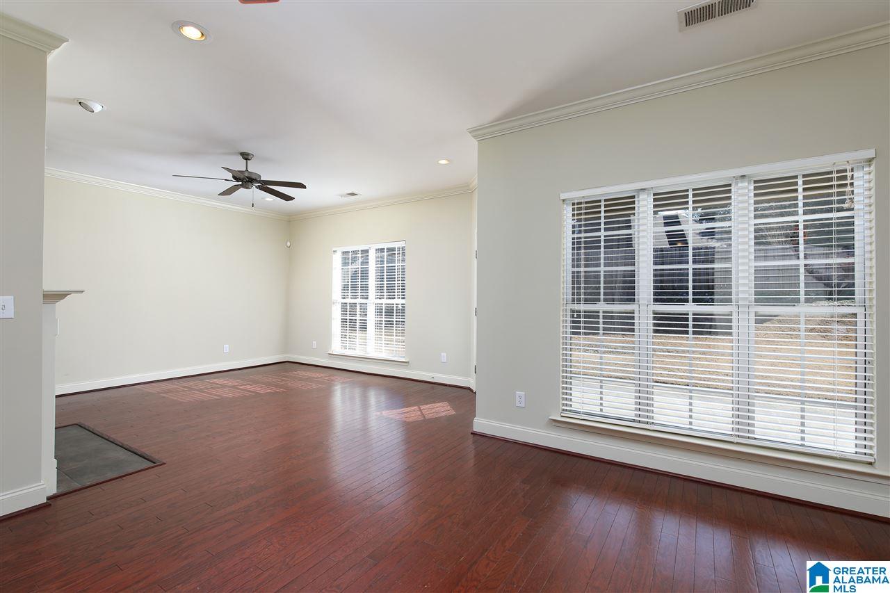286 Creekside Lane Pelham, AL 35124 - Photo 11 of 26