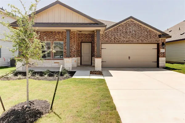 $2,395 | 6210 Trado Drive, College Station, TX 77845