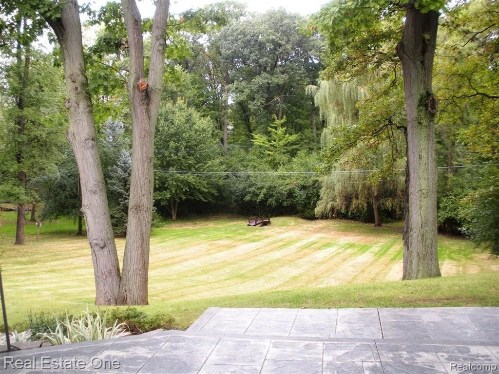 644 Rudgate Road Bloomfield Hills, MI 48304 - Photo 35 of 43 644 Rudgate 024.jpg