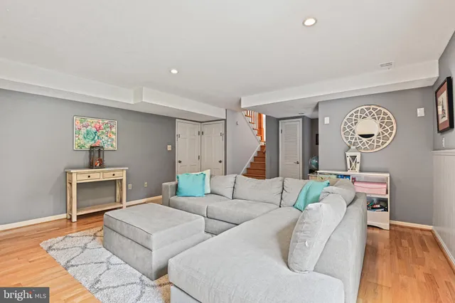 $1,420,000 | 8633 Janet Lane, Vienna, VA 22180