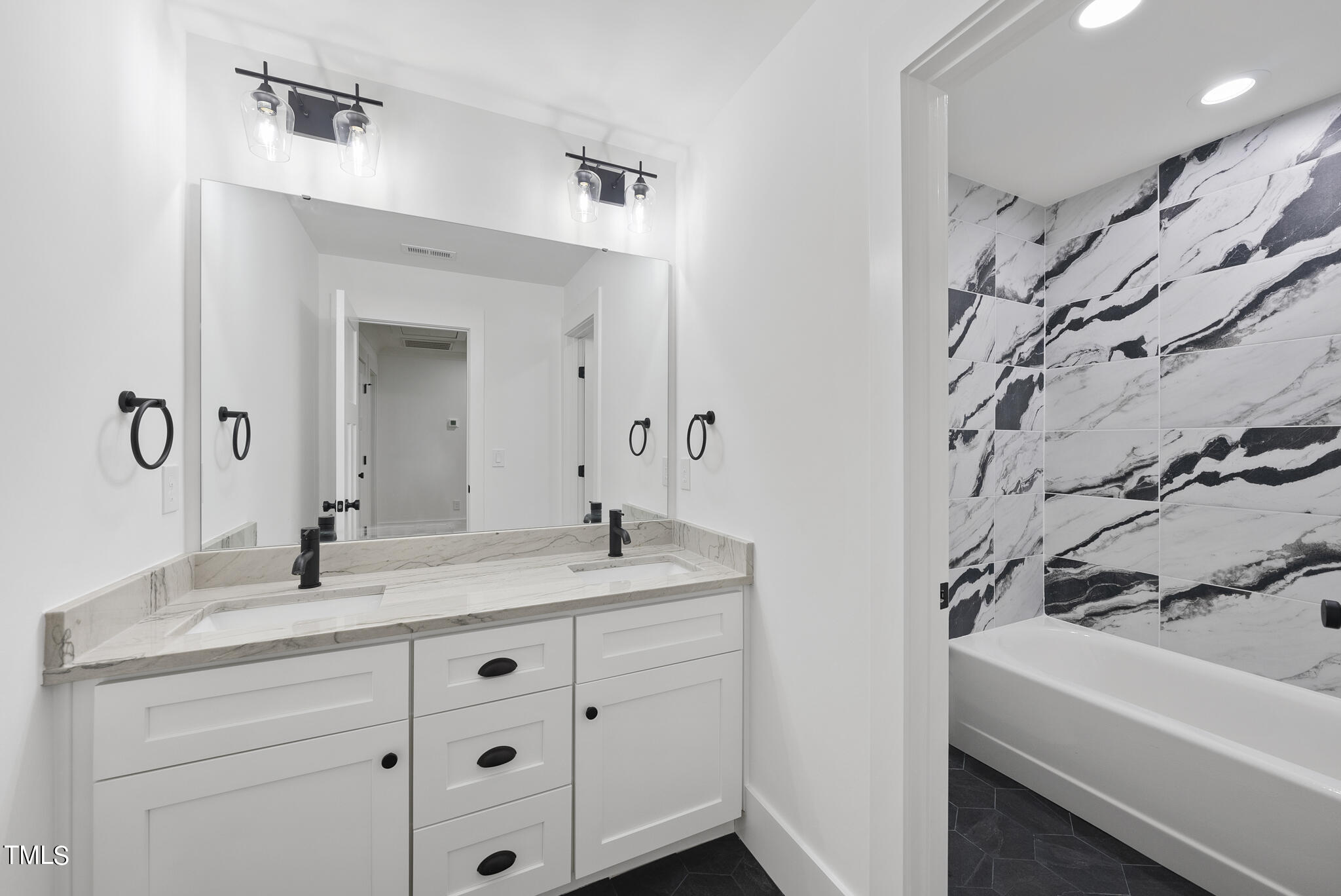 414 Latta Road Durham, NC 27712 - Photo 41 of 48 DSC08530