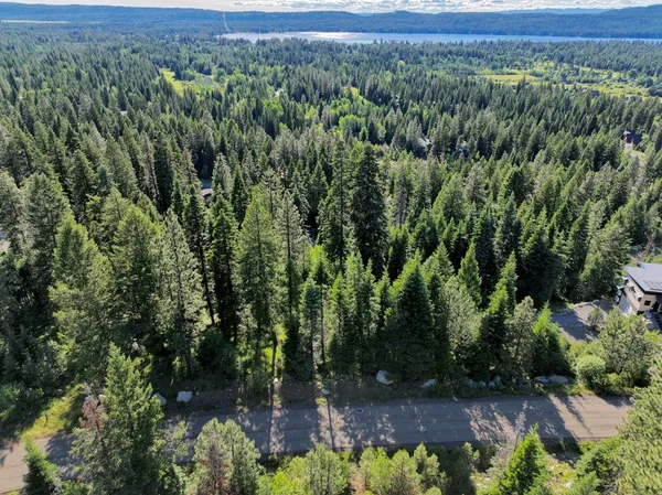 $300,000 | 1615 Majestic View Drive, Unit 49, McCall, ID 83638