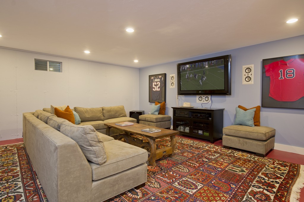 206 Cliff Road Wellesley, MA 02481 - Photo 10 of 13